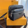 Men Luxury Designer Limited Edition New Series Outdoor Messenger Bag Bag Crossder Bag Bag Bag Bag Bag Wallet 2 TNMX