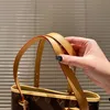 24SS Femmes Retiro Totes Sacs Classic Imprimer Handsbag Luxurys Designers Shouder Crossbody Messenger Messen Somes Travel Handbag Totes Pouch P WQDA