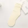 Chaussettes de femmes 2 paires de glace de glace d'été mince coulante solide de couleur unie décontractée japonaise femelle féminine longue chaussette lâche pour filles