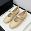 Echte Lederschnalle -Gurt flache Schuhe Frauen Mary Janes runde Zehen süße Party Hochzeitsschuhe Braut