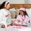 61012 Set Spa Geburtstagsfeier Roben Kleider für Mädchen Kimono Satin Robe Pink Favours Child Child Kit 240407