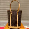 24SS Women Retiro Totes Facs Classic Printing Hand Handbag Luxurys Designers Shouder Crossbody Messenger Ladies Travel Handbag Pouch P WQDA