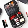 Fälle 2023 Neue tragbare Reise -Make -up -Tasche für Frauen Beauty Pinsel Kosmetische Werkzeugkasten wasserdichte weibliche professionelle Make -up -Aufbewahrungskoffer