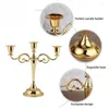 Candlers Nordic Alloy Holder Candlestick à trois têtes pour les mariages de la fête Dîners de bougies romantiques Candelabrum