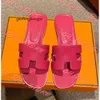 Femmes Sandals Brand Designer Slippers Flip fliplops Luxury Fashion Womens Crocodile Skin Slide Ladies Beach Sandal Summer avec Box 652