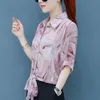 Summer Office Lady Casualmente Casualmente Casa Korean Shirt Womens Bow Colore Solido Floral V Neck Short Short Maniche Tops 240407