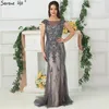 Robes de fête Grey Luxury Luxury Dubaï Design Robe de soirée perle à paillettes Sans manches Sparkle Robes 2024 Serene Hill LA6679
