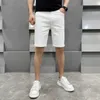 مصمم شورت الرجال Guangzhou Xintang Wufen Jeans High Lead Middle Pants Slim Fit Fit Malastic Youth Black and White 2FB8