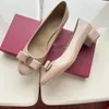 مصمم Varina Ballet Flats Vara Bow Dance Laiders Ferragamu Shoes Shoes Burgundy Women