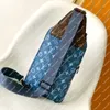 Patlama Sıcak Erkek Çantaları M23782 Cadde Slingbag NM Atlantik Mavi Tuval Klasik Sırt Çantası Cep Omuz Çanta Kayışı Essentions Cowhide Tekstil Astar Siyah Renk