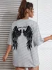 Tshirts graphiques à ailes anges foncées pour femmes Vêtements surdimensionnés en vrac Hip Hop Street Tshirt Cotton Colonnées courtes 240417