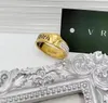 Never Fading Designer Branded face Band Rings Women men 18K Gold Plated Silver Plated Crystal Stainless Steel Love Wedding Jewelry Supplies Ring Finger Ring