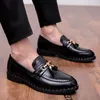 Zapatos informales para hombre Slip On Dress Business Loafers Marcos Moccasin Leather Hebilla Traje formal para hombres