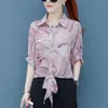 Summer Office Lady Casualmente Casualmente Casa Korean Shirt Womens Bow Colore Solido Floral V Neck Short Short Maniche Tops 240407