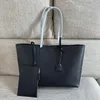The Tote Bag Luxurys Handbag Designer Sac Femme Pourse portefeuille maman bébé Sac Mère Man Fashion Épaule COURTURE CRUCHE CROSS-FOBRES CORTH VAPTOP