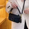 Frauen Designer -Tasche Tabby Umhängetasche hochwertige Sommer Süßigkeiten Farbe Leder Hobos Bag Luxusumschlagbeutel Damen Modetrend Baguette kleine Totes Totes Taschen Kupplung Clutch