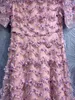 デザイナーの女性用ドレス2024夏のフレンチスタイルピンクの花の丸いネックメッシュロングスカート
