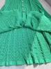 Primavera verano verde / negro color sólido vestido tejido de manga corta botones de cuello de una sola lámina W4A185151