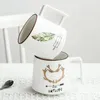 400ml Ceramic Coffee Taza creativa de hojas nórdicas Copa de desayuno de desayuno Bordete de rollo negro con cuchara de mano Té de leche 240418