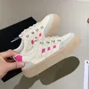 Casual schoenen rond teen retro dik opgeloste bord voor vrouwen lente herfststijl modieus vlakke bodem klein wit