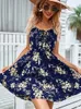 Sexy Floral Imprimerie courte robe femme d'été mode noir sans dossier de soleil sans manches décontractées lacets à lacets en robes 2024 240410