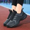 Chaussures décontractées 2024 baskets sportives féminines respirantes à lacets de mode non glissants confortables Lady Vulcanie Zapatillas