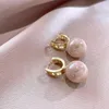 Dingle örhängen u-formad zirkoniumsimulerad pärla för kvinnor lyxiga ihåliga u utsökt guldfärg droppe örhänge party smycken n042