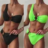 Swimwear féminin en gros sexy deux pièces Bikini d'épaule simple sets Lady élégante mode Low Rise Summer Solid Beach Wear