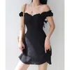 Casual Dresses American Style Vintage Bow Shoelace Puff Sleeve Black Dress Women's Summer Sexy Off-the-Shoulder Tight Midje A-Line kjol