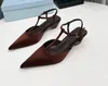 Designa kvinnor Modellerie läder sandaler skor utsökta och elegant satin yta läder vit svart slingback party bröllop lady walking eu35-42