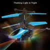 RC Helicopter Remote Control Aircraft 2Ch Induktion Interaktion Barn Electric RC Flying Toy Plastic Flashing Light Plane 240417