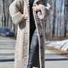 Tricots pour femmes Cardigan chaud épais Femmes 2024 Automne les pulls surdimensionnés d'hiver Mouilles tricotées de longs pardessus