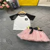 子供のデザイナーTシャツの子供用スカートセットクラシックファッション子供用夏の綿の男の子と女の子半袖高級ブランド子供服サイズ90cm-150cmA3