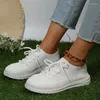 Scarpe casual estate blu in rete volante da donna traspirante con sneaker allacciati con sneaker da tennis 2024 signore camminata alla moda non slittata