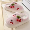 Pantoufles 3d cerisier girl d'hiver coton maison intérieure épaisse moelleuse chaude moelleuse femme sandales confortables non-glip
