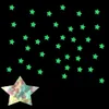 100pcs Fluorescent Glow in the Dark Stars Stickers muraux pour enfants Decoration Décoration Baby Bedroom plafond DÉCOR HOME 240408