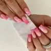 Fałszywe paznokcie 24pcs Gradient Różowe fałszywe paznokcie z klejem do noszenia francuskie fałszywe paznokcie trumna balet prasa na paznokcie łyżki sztuczny manicure y240419xv04