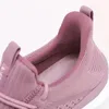 Casual Schuhe Mesh atmungsaktives Frauen fliegende Weben runde Kopf-Sneakers weich