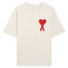 24SS Herr T-shirt Kvinnor T-shirt Amis Fashion Luxury T-shirt Designer Summer 100% Cotton Red Heart A broderat par T-shirt Street Leisure Haikyuu kläder 613