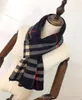 Helt ny hela designer högkvalitativ ull Men039S Scarf Fashion Women039S Trend Thermal Scarf för män och kvinnor med BO6995731