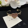 Designers Nytt guldpläterad rosa persikhjärta mode söt tjej design romantisk kärlek hög kvalitet liten diamant armband