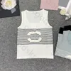 Étiquette en cuir Camisole Womens Tops Top de concepteur Collier carré en tricot en tricot sans manches Slim Sports Camisole