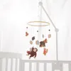 Drewniany dzwonek z zwierzęcą wisiorkiem zabawka dla dzieci od 0 do 6 miesięcy mobilne zabawki grzechotkowe dla dzieci urodzonych 240418