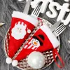 Couvriers de sacs décorations de chapeau de Noël Santa Snowman Table Vérification de table Dîner décor Fork Knife Lactual Pocket Holder Th0240