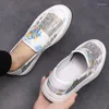 Casual Shoes Chinese Graffiti Men's White Foot Leather Loafers Board Fashion Penny Low Top Single