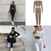 Deux pantalons de pièces pour femmes fixent des vêtements d'entraînement de vêtements de sport pour les ensembles de sport.