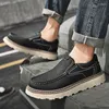 Chaussures décontractées Locs en cuir authentiques Hommez sur 2024 Arrivée masculine Chaussure confortable Chautique de haute qualité Business