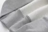 女性用プルオーバー春と秋のクラシックフード付きセータールーズカジュアルスポーツRuffianハンサムトップハートパターン刺繍長袖の男性用服