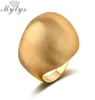 Mytys Nuovo grande anello grosso della moda Fashion Ball Forma Anello giallo per donne R8692186903
