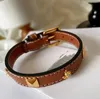 Европейский розовый браслет женский кожаный браслет Light Luxury Nice Design Exquisite High Sense Bracelets ремень